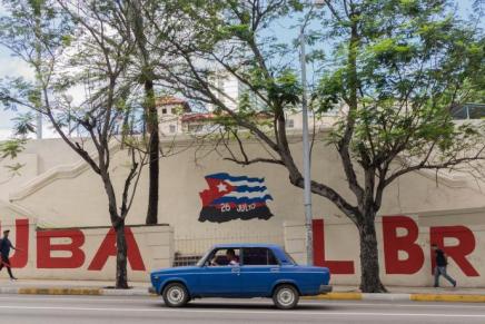 Κούβα: Λαϊκές κινητοποιήσεις και ιμπεριαλιστική επιθετικότητα